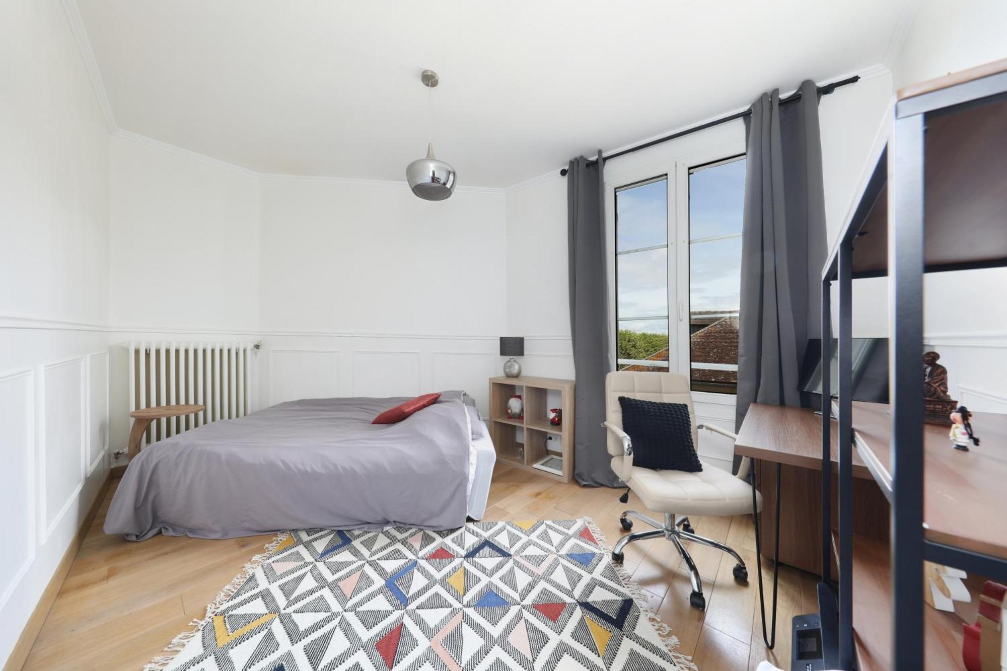 Charmant Appartement Dans Le Centre Ville, A 2 Minutes Du Palais Compiegne Luaran gambar